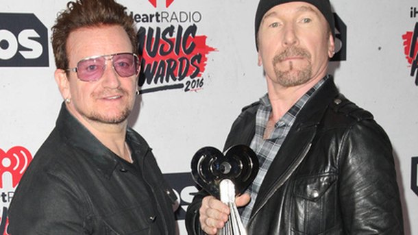 U2 sort «Get Out Of Your Own Way» et prévoit une tournée en 2018!