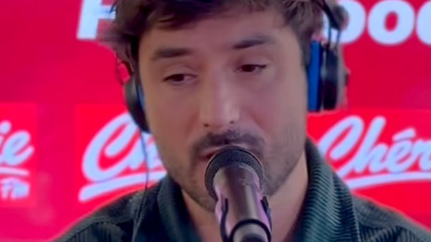 JÉRÉMY FREROT "Adieu" en live dans Le Réveil Chérie