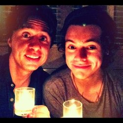 Zach Braff: Diner romantique aux chandelles avec mon meilleur pote @Harry_Styles au Mermaid Oyster Bar à NYC