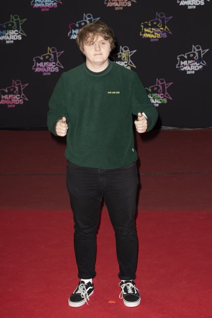 Lewis Capaldi - Montée des Marches NRJ Music Awards 2019