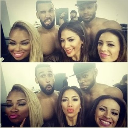 Nicole Scherzinger: Awesome show last night in #Azerbaijan!#TeamScherzy #turntup! @natalieromerolv @mattday_from_thebay @diddi_e @santronterrell photo bomb courtesy of @froggystyle77