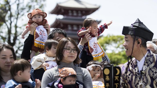 Les infos du Réveil Chérie : Le festival des « bébés sumos en pleurs » fait son retour