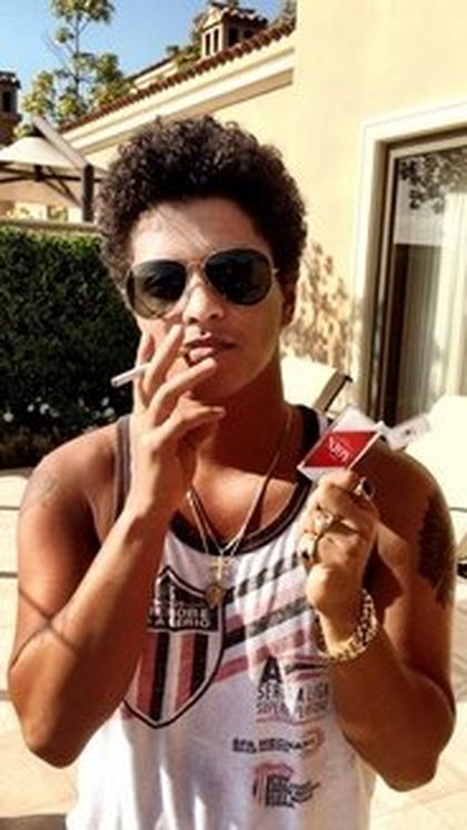 Bruno Mars: Journée 1 E-Cig, je vais y arriver!!! C'est pour toi maman