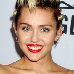 Miley Cyrus @ Gala de l’amfAR