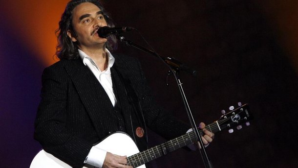 Stephan Eicher dévoile un nouveau titre pour célébrer la vie « Ne Me Dites Pas Non »