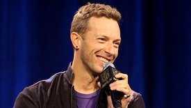 Chris Martin donne un concert gratuit et en direct de chez lui pour ses fans