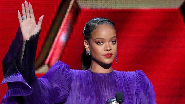 Rihanna lance sa nouvelle marque Fenty Skin