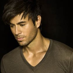 Enrique Iglesias de passage en France