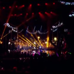 One Direction "story of my life" Live 15th edition