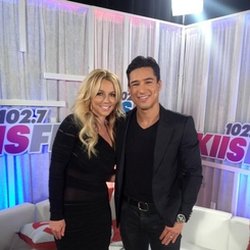 Britney Spears ‏: Cétait vraiment sympa de discuter avec @mariolopezextra à nouveau ! La première partie de notre interview sera diffusée ce soir!#BritneyOn 