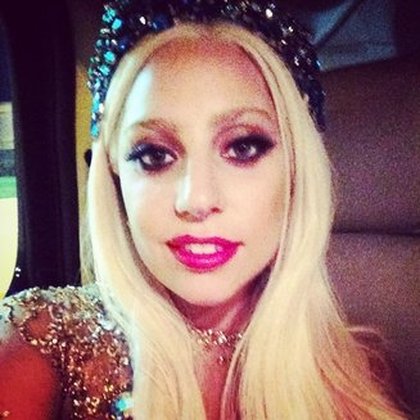 Lady Gaga: My fans were so sweet at the airport I was so choked up! I have been dreaming of coming to the Middle East and finally #dreamscometrue