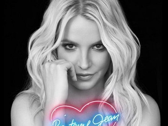 britney-spears-sur-la-pochette-de-britney-jean-