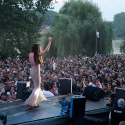 Roya - NRJ Music Tour Toulouse 2018