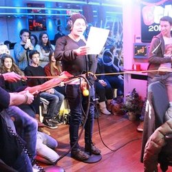 Emission du 20 décembre 2013 avec Kev Adams et l'équipe de SODA