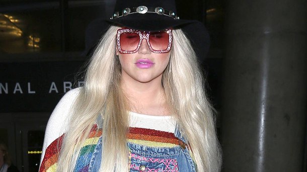 Kesha réagit au succès de «Rainbow»