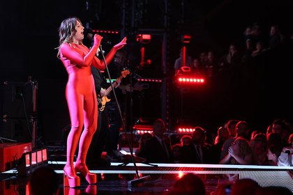 Izïa - 24ème Cérémonie des NRJ Music Awards