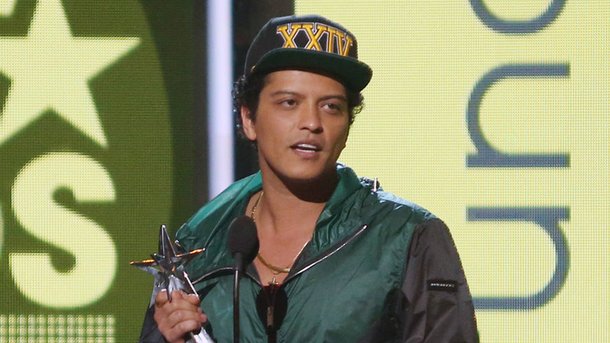 Bruno Mars à l’honneur aux BET Soul Train Awards!