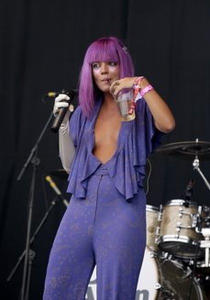 Lily Allen-Glastonbury Festival - 2009
