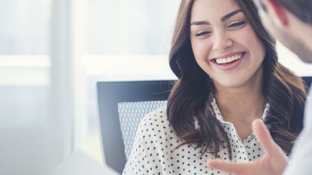 Les infos du Réveil Chérie : Le gens «beaux» gagneraient 12% de salaire de plus que les autres