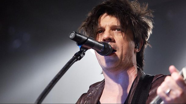 Ces chanteurs qui prennent la plume