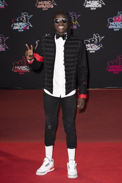 Salif Gueye - Montée des Marches NRJ Music Awards 2019