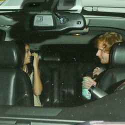 Ed Sheeran et Selena Gomez en voiture 