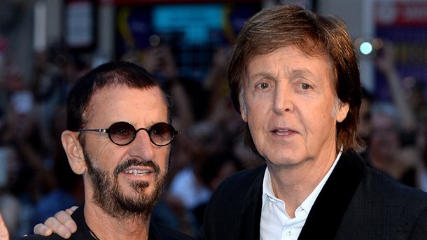 Paul McCartney et Ringo Starr des Beatles réunis le temps d’un concert