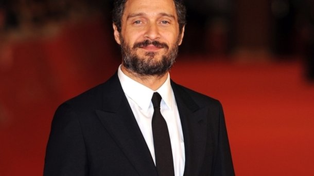Claudio Santamaria: supereroe all’italiana