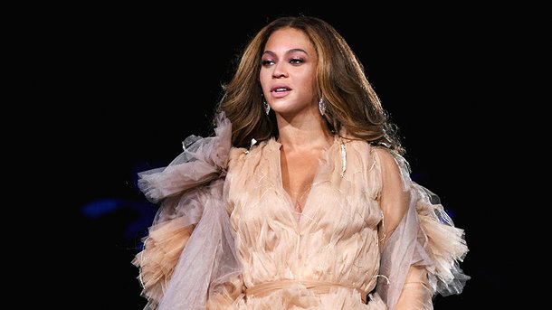 Beyoncé partage les photos de sa soirée aux Grammy Awards 2021
