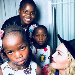 Madonna et ses enfants