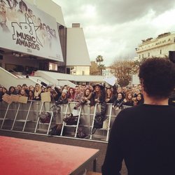 Manu dans le 6/9 NRJ Music Awards 2014