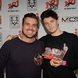 Feder and Petit Biscuit - NRJ DJ AWARDS 2017