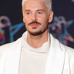 M Pokora - Tapis Rouge des NRJ Music Awards 2022