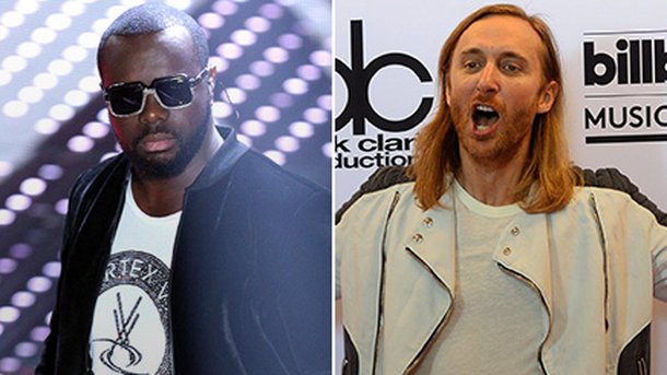 Maître Gims avec David Guetta derrière les platines