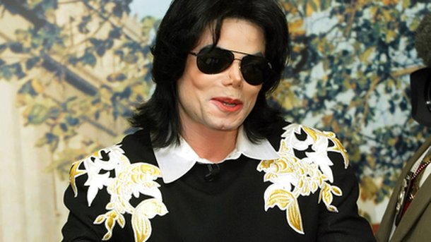 Polémique : Michael Jackson joué par un acteur blanc !