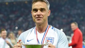 Quand Robbie Williams chante sa passion pour le football