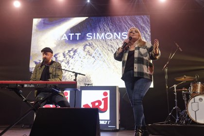 Matt Simons et Lola Dubini - NRJ Music Tour de Beauvais 2020