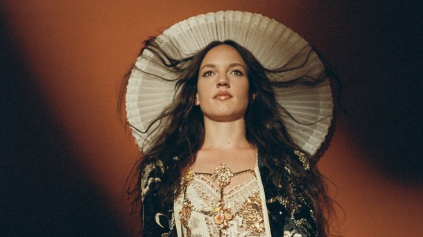 Jain de retour avec un single et un clip cosmique, "The Fool"