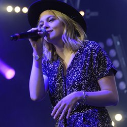 Louane - NRJ Music Tour Compiègne 2016