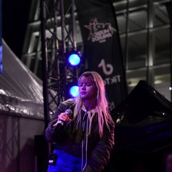 Angèle - C'Cauet sur NRJ