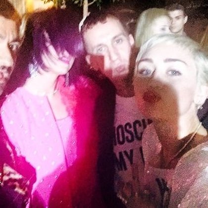 Miley Cyrus, Katy Perry et Jeremy Scott