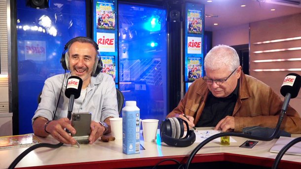 Martin a fait un Appel trop Con spécial pour Elie Semoun
