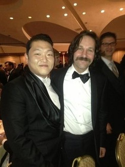 Psy avec l'acteur américain Paul Rudd