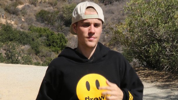 Justin Bieber demande pardon à ses fans après son poisson d’avril sur la grossesse d’Hailey Baldwin
