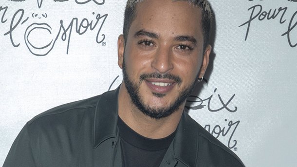 Slimane dévoile le clip qu’il a réalisé pour son single « Luna »