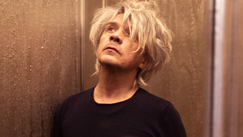 Nicola Sirkis (bandeau)