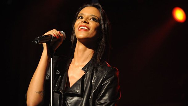 Shy'm : ses chansons hommage à la Martinique