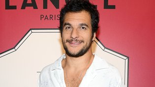 Amir dévoile par surprise une titre inédit baptisé “À la maison” !