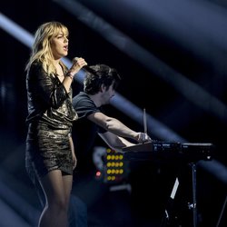Louane - Cérémonie NRJ Music Awards 2016