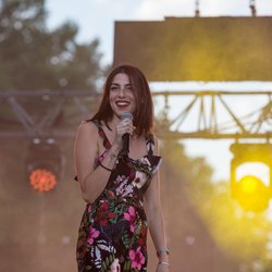 Léa Paci - NRJ Music Tour Toulouse 2018